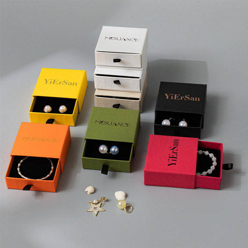 Ready-Made Jewelry Boxes for Bracelets, Earrings, Pendants, Jewelry, Bracelets, Pearl Necklaces, Rings, and Jewelry Packaging Boxes