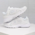 Stone island joint brand all white