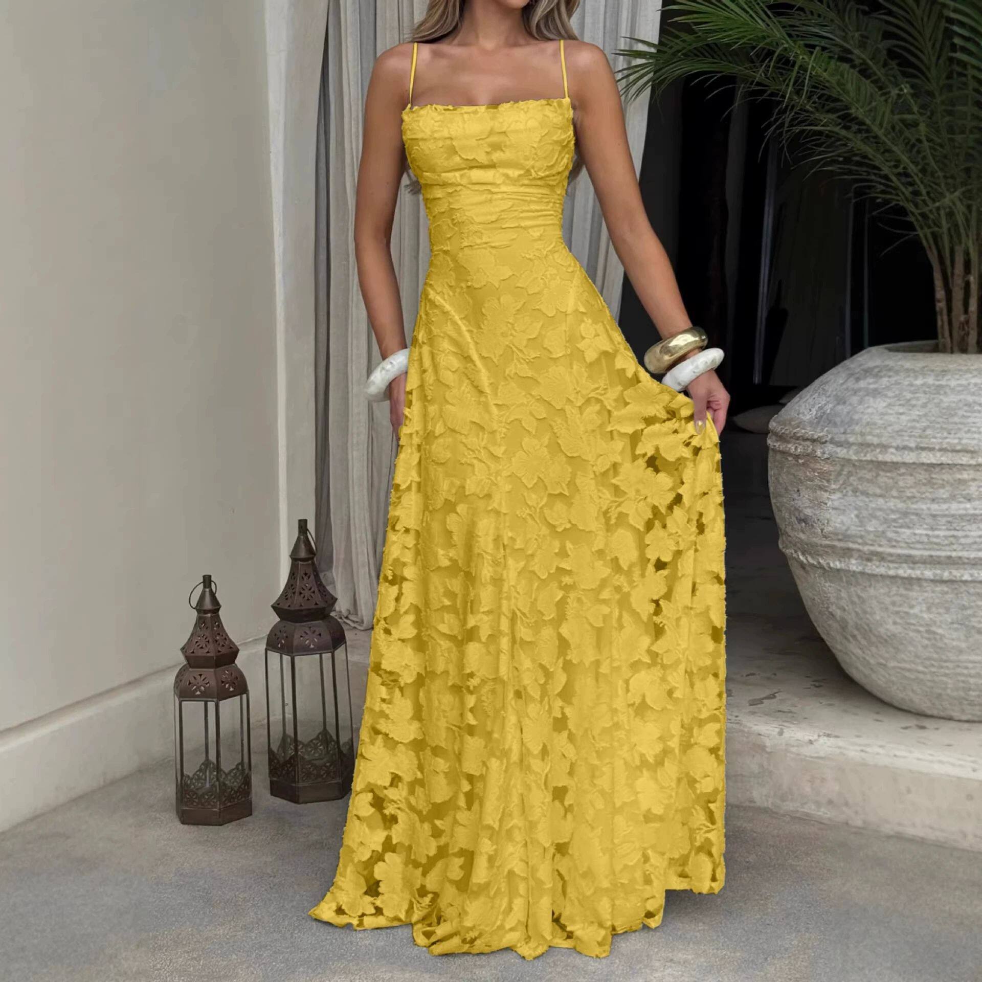 跨境亚马逊欧美风女装新款时尚百搭辣妹风酒红色性感吊带裙