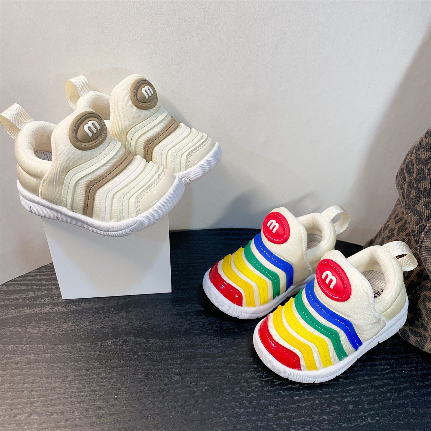 Autumn Light Soft Bottom Baby Caterpillar Running Shoes Soft Bottom Fashion Baby Toddler Shoes Casual Children Sneakers