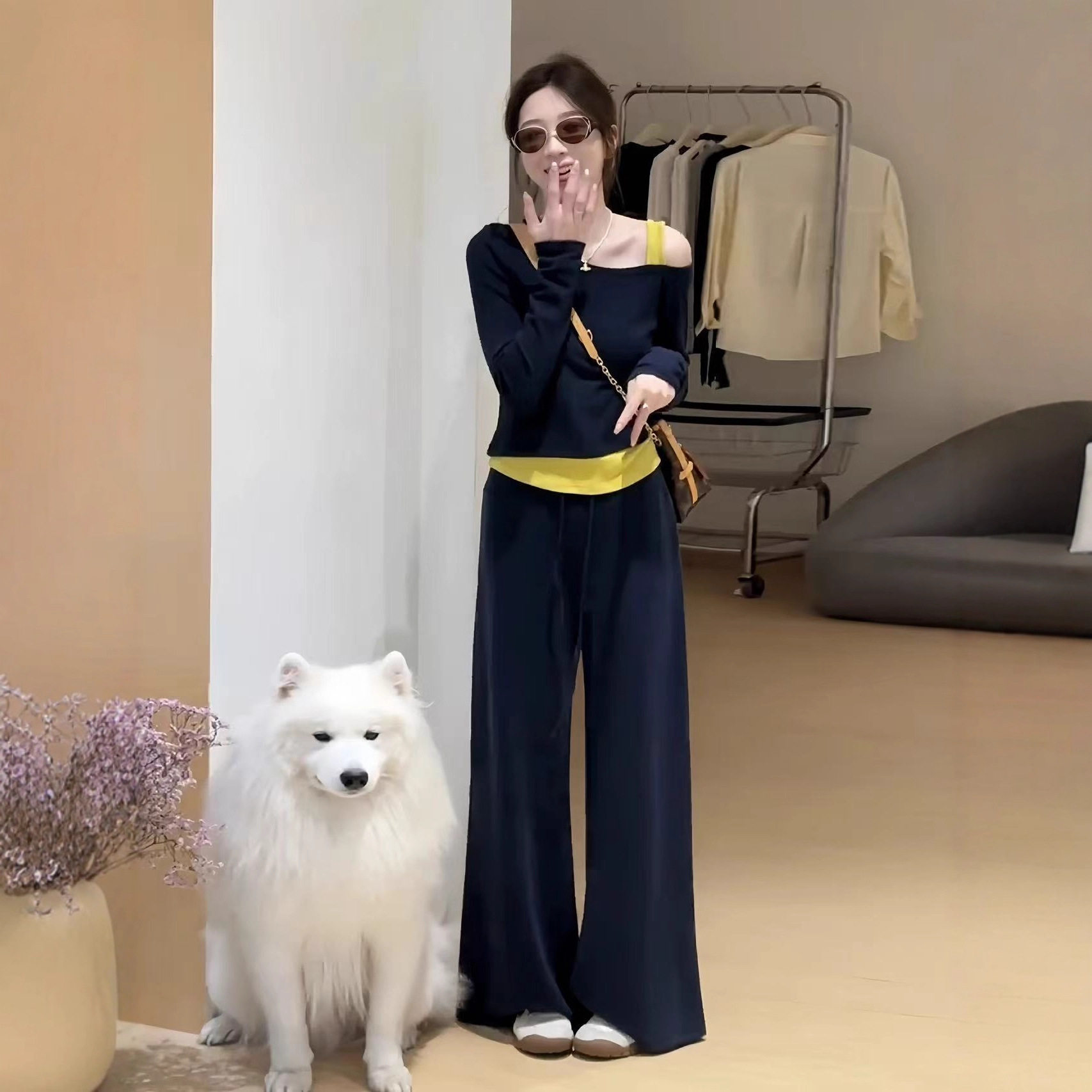 Contrast Color Fashion Sports Suit for Female Autumn Students Korean Style Loose Slimming Fake Two-Piece Slanted Shoulder Sweatshirt Casual Two-Piece Set