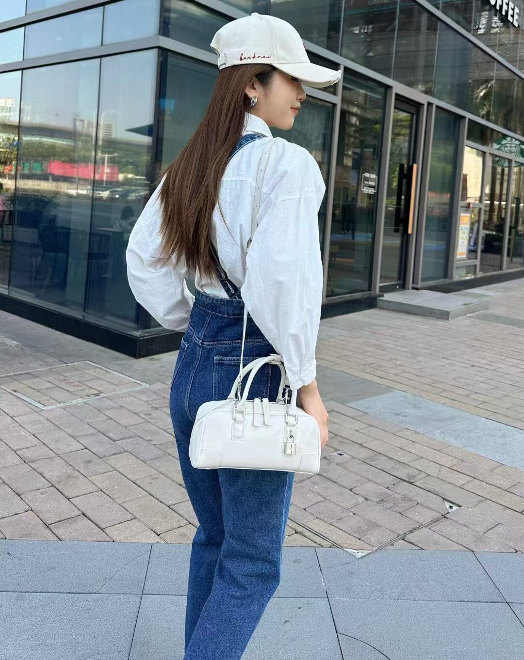 Trắng be