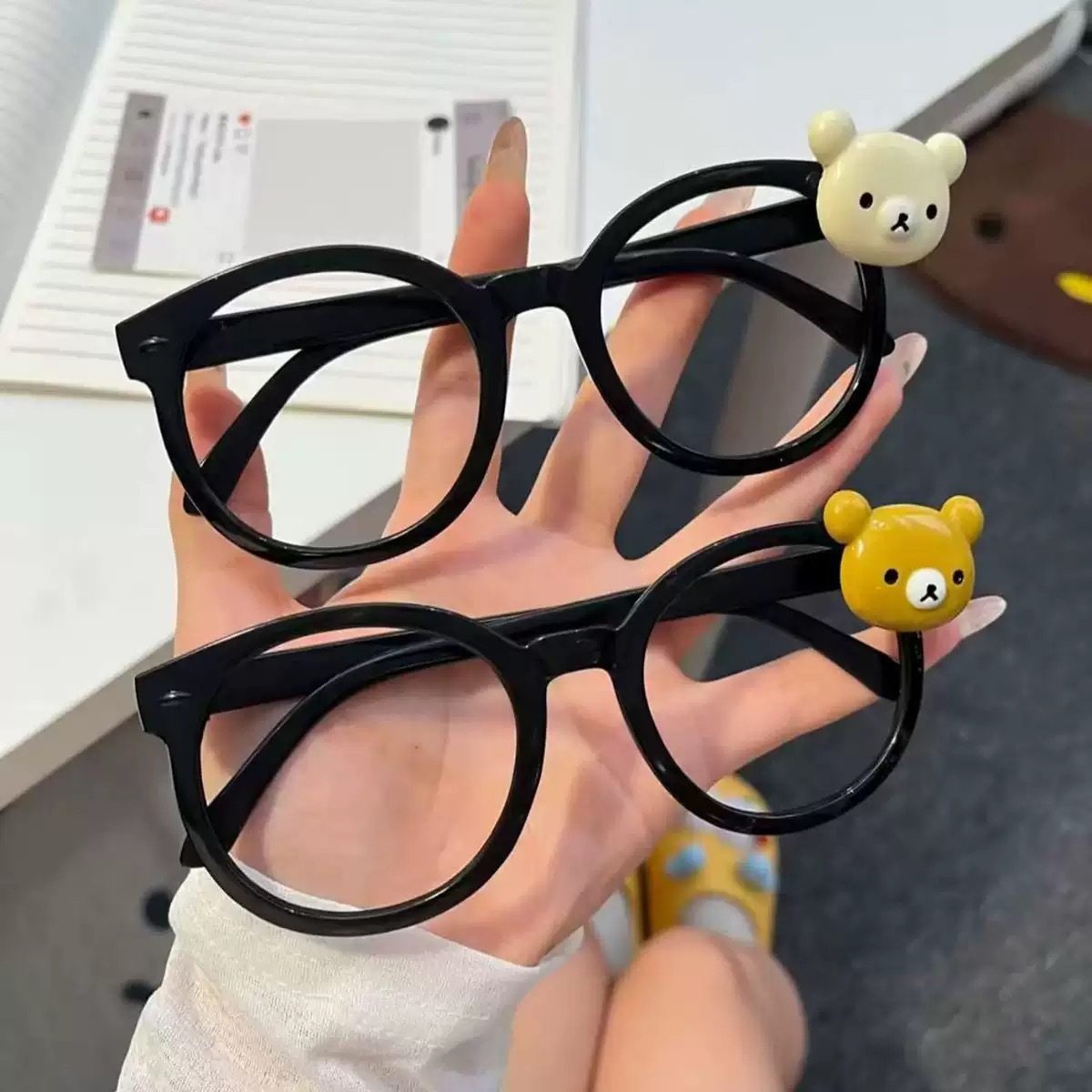 Japanese Cute Retro Rilakkuma Glasses with Large Black Frames, Face-Slimming, Subculture, Cute Decoration, Photo Cosplay, Anime
