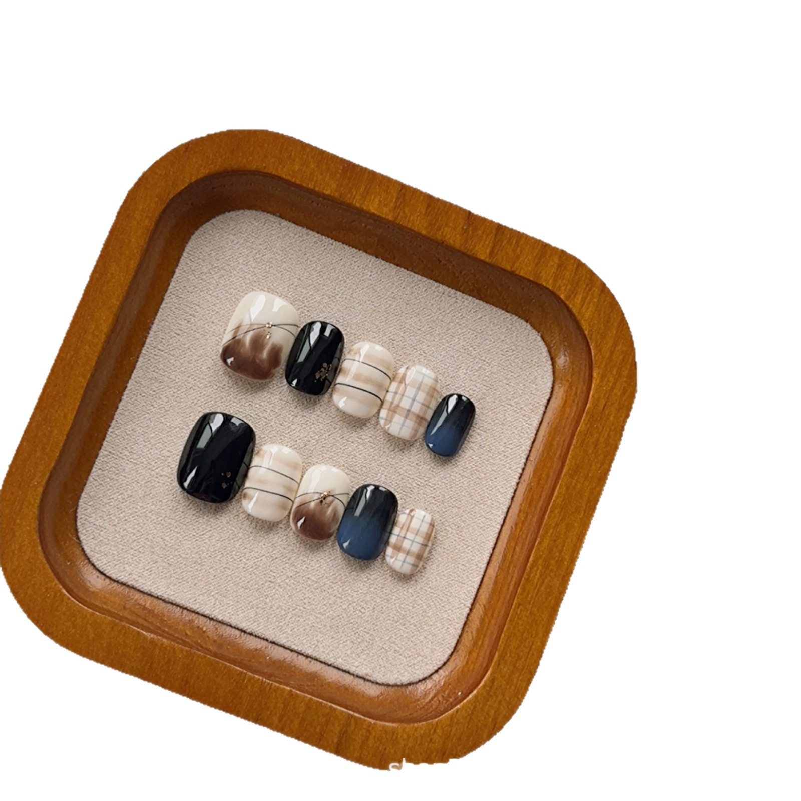 Handmade wear nail 2024 chocolate hazelnut Maillard temperament short manicure wear nail White Hot New