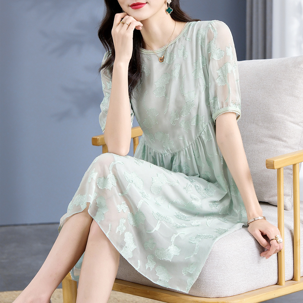 (Mới) Mã K6977 Giá 3010K: Váy Đầm Liền Thân Nữ Shtde Hàng Mùa Hè Họa Tiết Hoa Thời Trang Nữ Chất Liệu Lụa Tơ Tằm G06 Sản Phẩm Mới, (Miễn Phí Vận Chuyển Toàn Quốc).