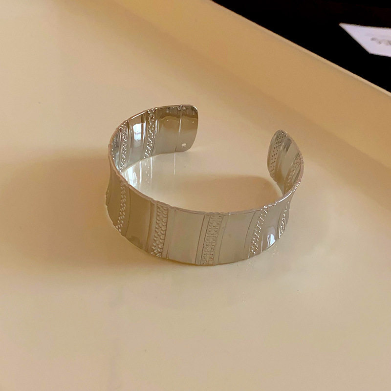 欧美跨境简约时尚手镯臂环小众冷淡风气质手环高级感百搭手饰批发