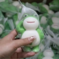 Saluting frog [about 9.5cm] in mesh bag