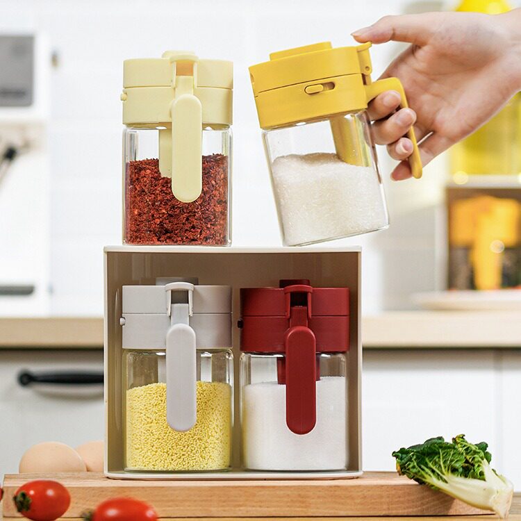 Material spoon separation seasoning box kitchen household seasoning tank salt pitcher seasoning storage box two-in-one design