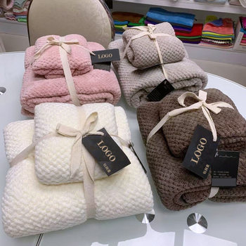 High Quality Coral Velvet Pineapple Plaid Towel and Bath Towel Combination Set Manufacturer Wholesale Thickened Lint-Free Absorbent Bath Towel
