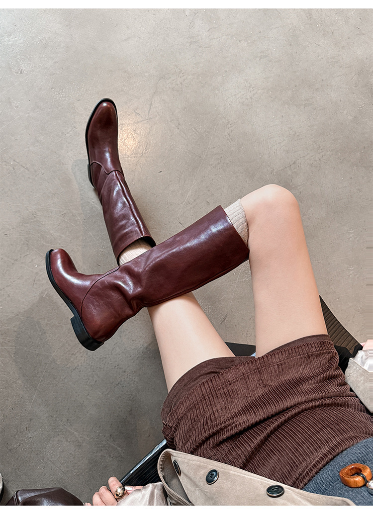 Boot nữ cổ cao da bò thật đế bằng dáng ôm chân — màu đen, màu nâu đỏ