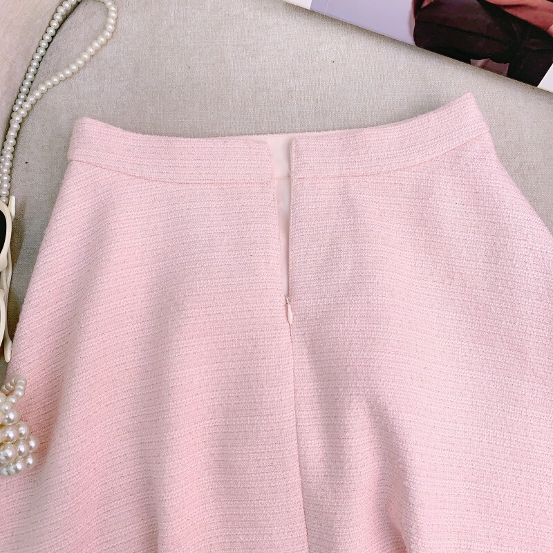 Áo khoác ngắn nữ dáng tiểu thư đính nút kim cương phối hồng — Váy hồng Sakura, Áo khoác ngắn màu hồng Sakura