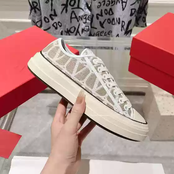 New Style Casual Textured Leather Canvas Shoes for Women European Style 2025 Spring/Summer Fashion Unisex Sneakers