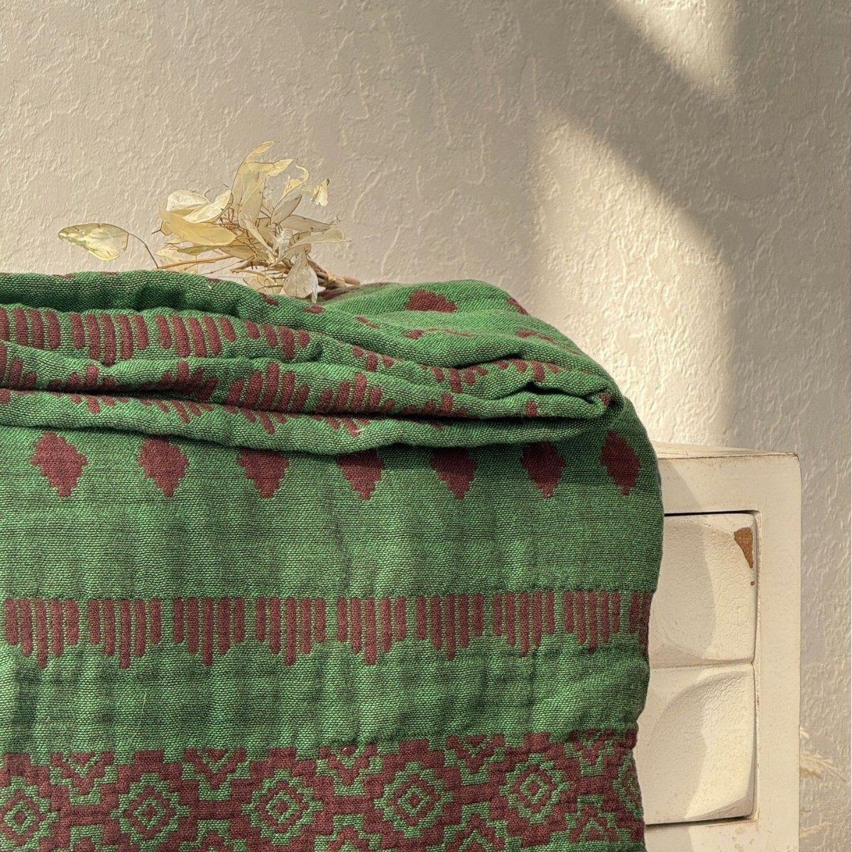 Cotton and Linen Blankets, Summer Cool Thread Woven Blankets, Sofa Towels, Tablecloths, Beach Towels, Bay Window Cushions, Camping Outdoor Blankets