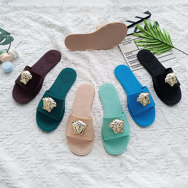 Flat slippers for women ins popular 2023 Summer new European and American fashion slipper outer wear metal beauty head printing