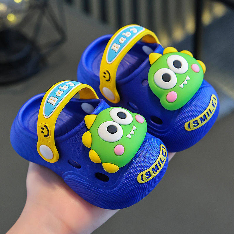 Children's Croc Shoes Summer Girls Indoor Non-Slip Cartoon Boys' Middle and Large Children's Baby Sandals Wear Beach Sandals