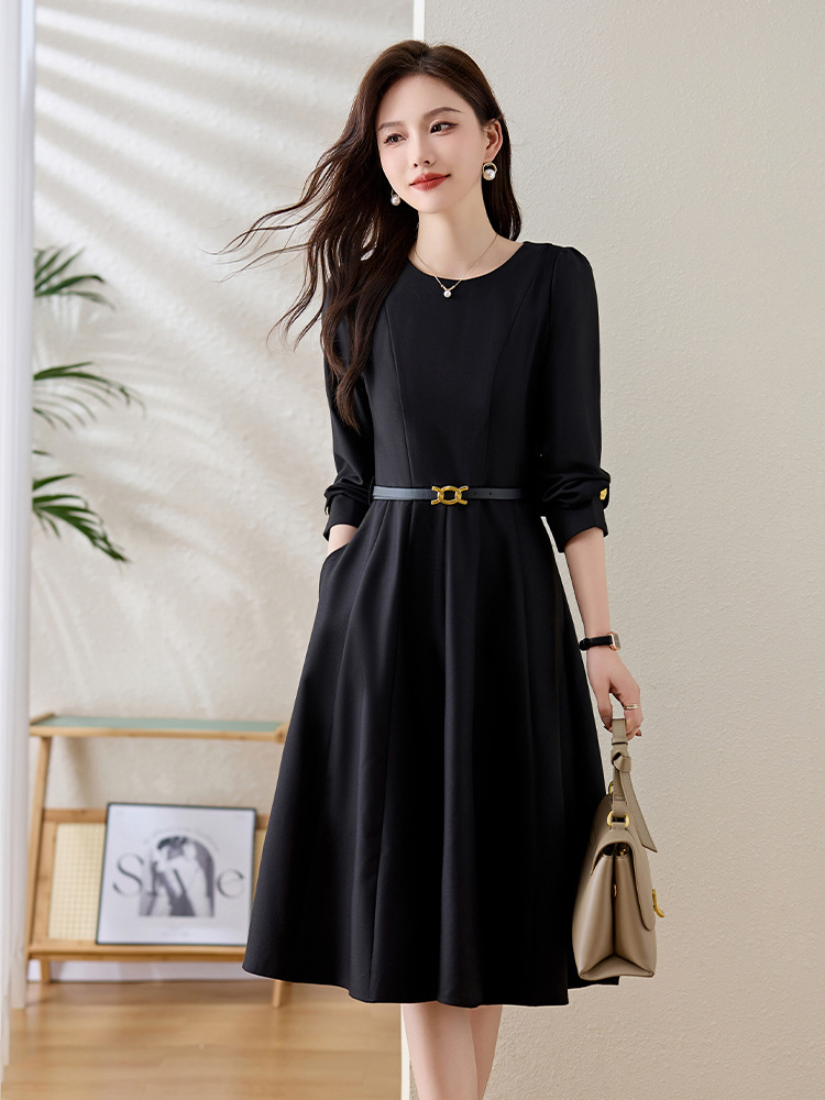 (Mới) Mã B4912 Giá 1380K: Váy Đầm Liền Thân Nữ Hatdng Dài Tay Hàng Mùa Xuân Thu Đông Thời Trang Nữ Chất Liệu G04 Sản Phẩm Mới, (Miễn Phí Vận Chuyển Toàn Quốc).