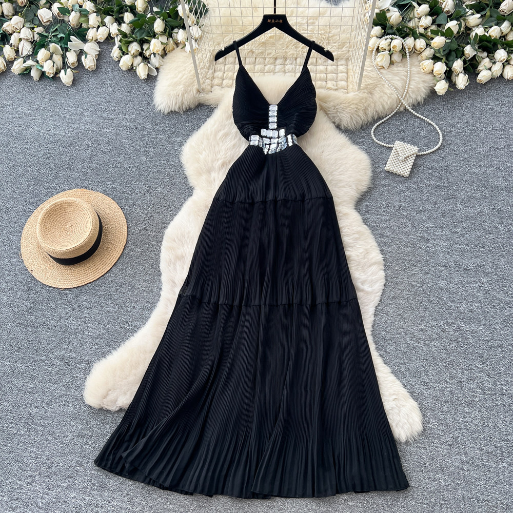 French Style Pleated Maxi Dress for Women Sleeveless Waist Defining Flowy Elegant Summer Vacation Wear Wholesale