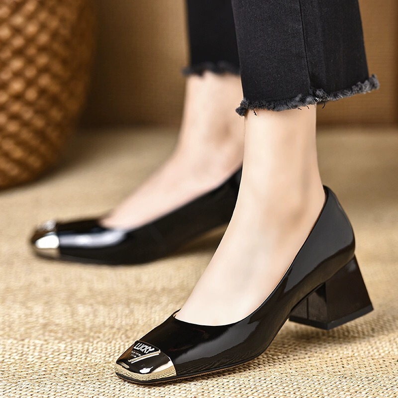 Giày cao gót mũi vuông kim loại gót vuông phong cách Pháp, đế cao su, kiểu lười xỏ chân — Màu be, màu đen, Màu trắng