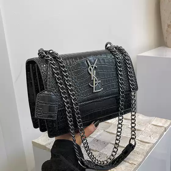Cross-Border Women's Bags 2026 New Style Bags with a High-End Feel, European and American Retro Chain Dionysus Bag, Fashionable Shoulder and Crossbody Bag