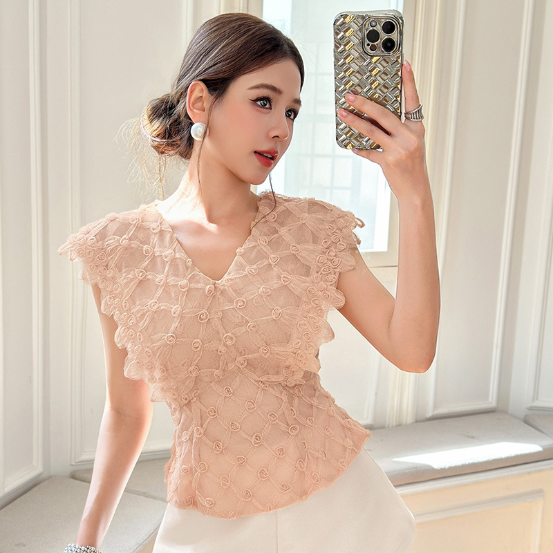 (Mới) Mã B0767 Giá 990K: Áo Sơ Mi Nữ Chtdng Cao 14Cm Dáng Ôm Body Gợi Cảm Sexy Hàng Mùa Xuân Thu Đông Họa Tiết Hoa Cổ Chữ V Thời Trang Nữ Chất Liệu G03 14 Sản Phẩm Mới, (Miễn Phí Vận Chuyển Toàn Quốc).