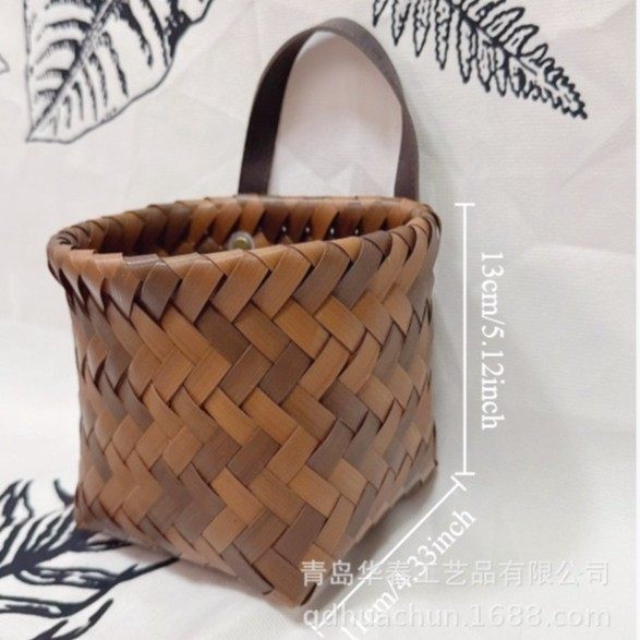 Imitation Rattan Hand-Woven Onion, Ginger, and Garlic Storage Basket, Wall-Mounted Storage Basket for the Entrance, Home Flower Arrangement Basket