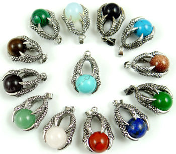 Europe and the United States cross-border hot supply wholesale domineering alloy dragon claw natural stone ball pendant necklace accessories