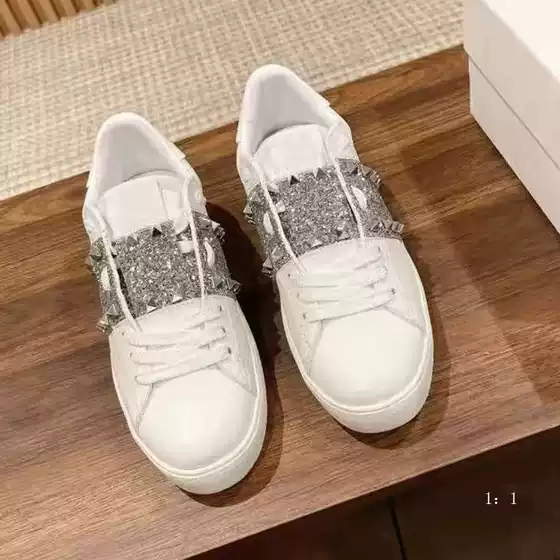 Men's Export Shoes with 25 Rivets, Color-Blocking White Sneakers, Casual Everyday Couple's Sneakers, Silver Thick-Soled Unisex Low-Top Shoes