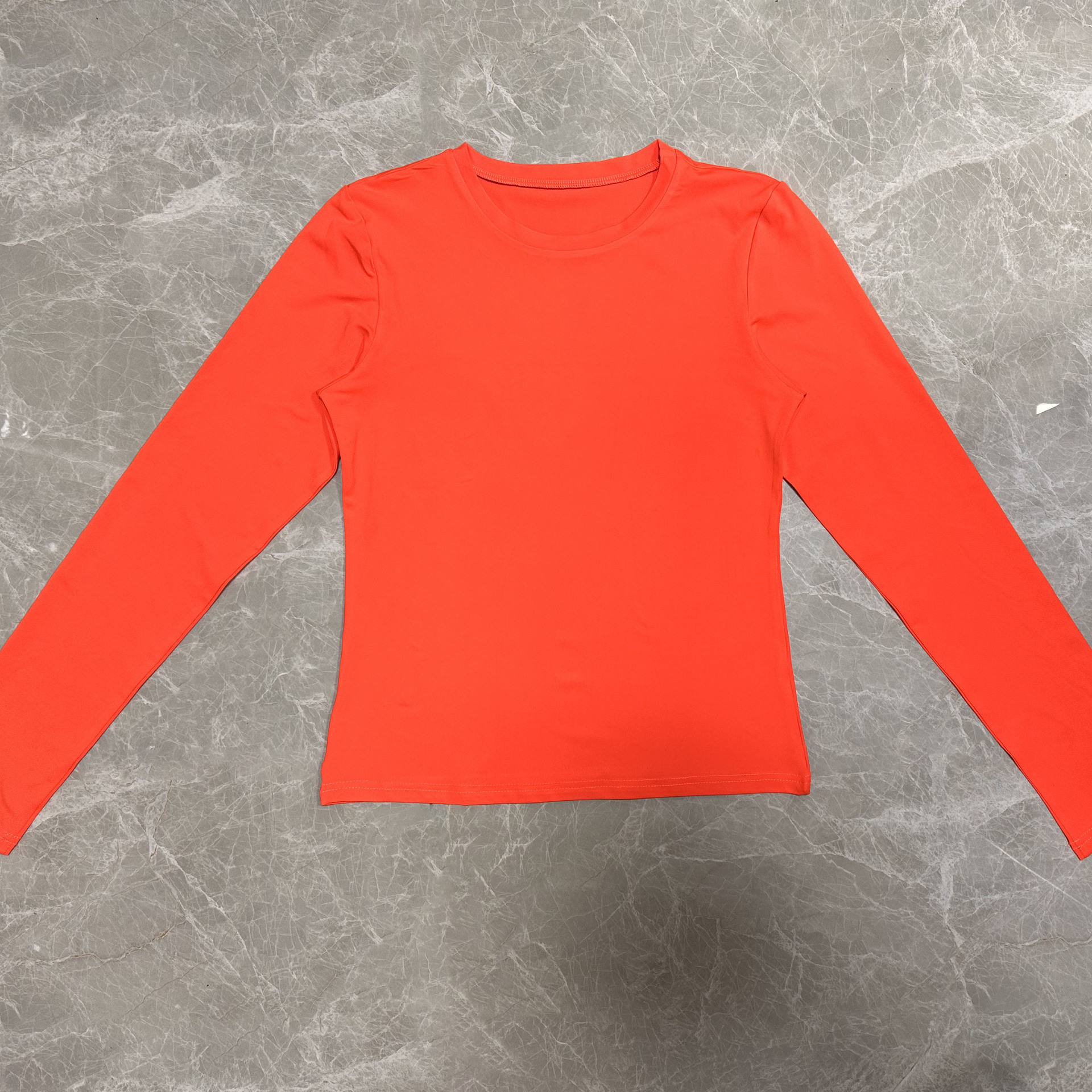 欧美女装休闲长袖t恤春秋纯色修身套头衫t恤女街装打底衫上衣