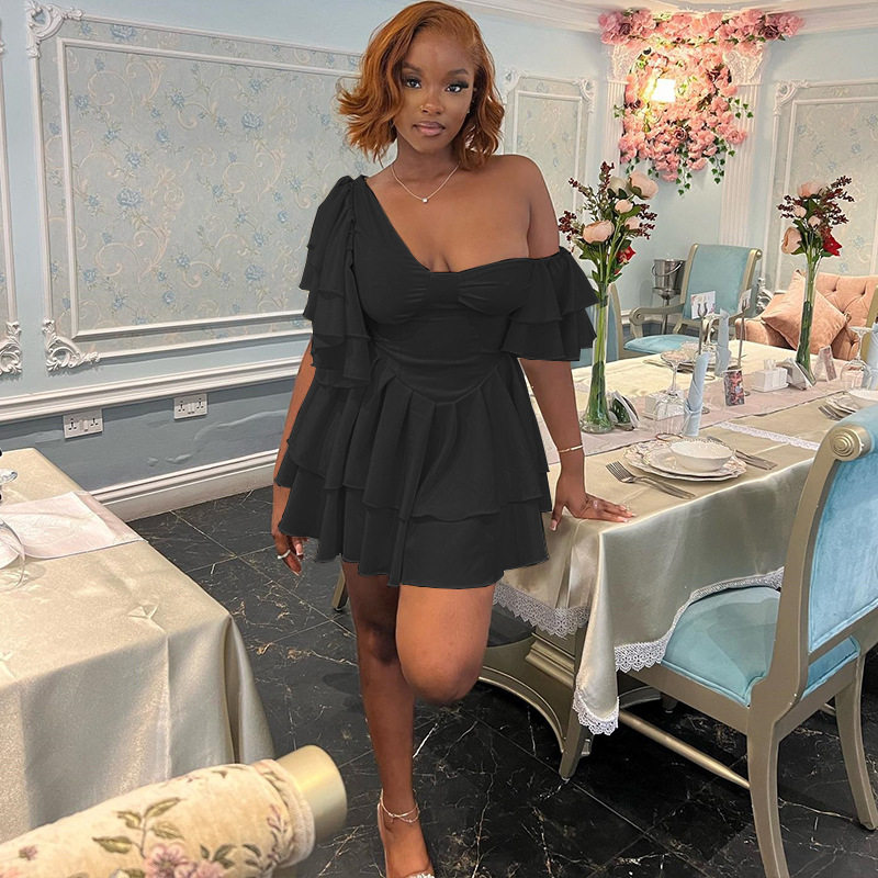 European Style Asymmetrical Ruffled Neck Short Sleeve Dress Solid Color Pleated Design Cake Hem Winter Fashion