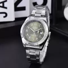 2025 Cross-Border Precision Craftsmanship Smooth Surface Middle Eastern Arabic Quartz Watch with Three Steel Straps Manufacturer Wholesale