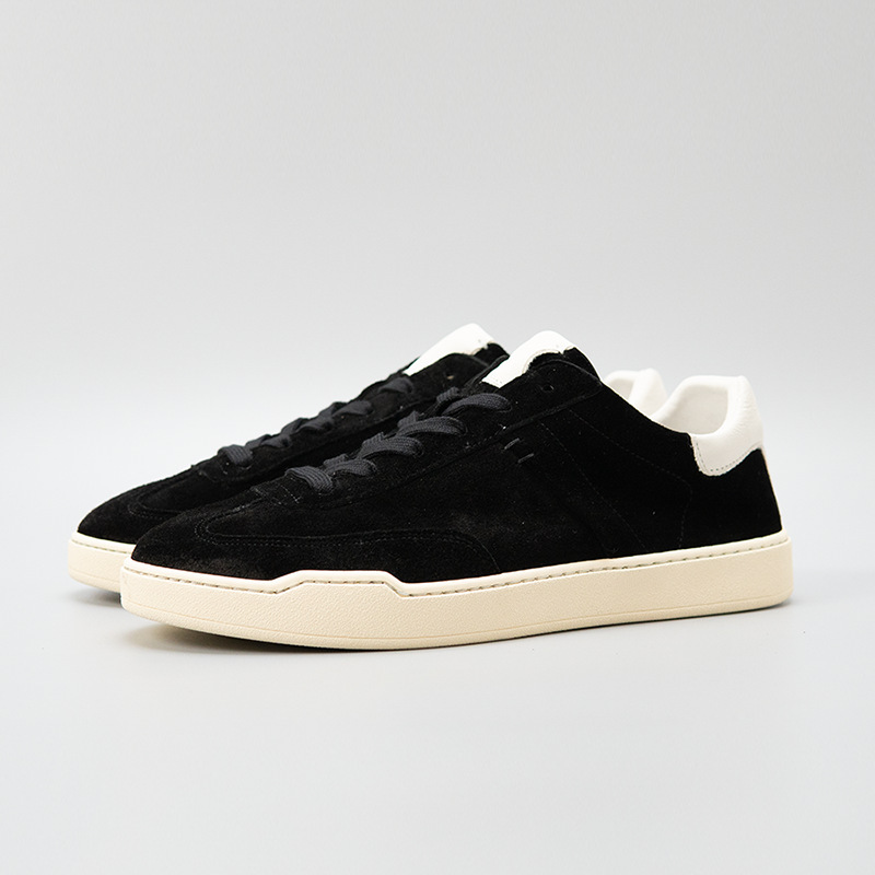 Giày sneaker nam cổ thấp da lộn Mo Xu — màu đen