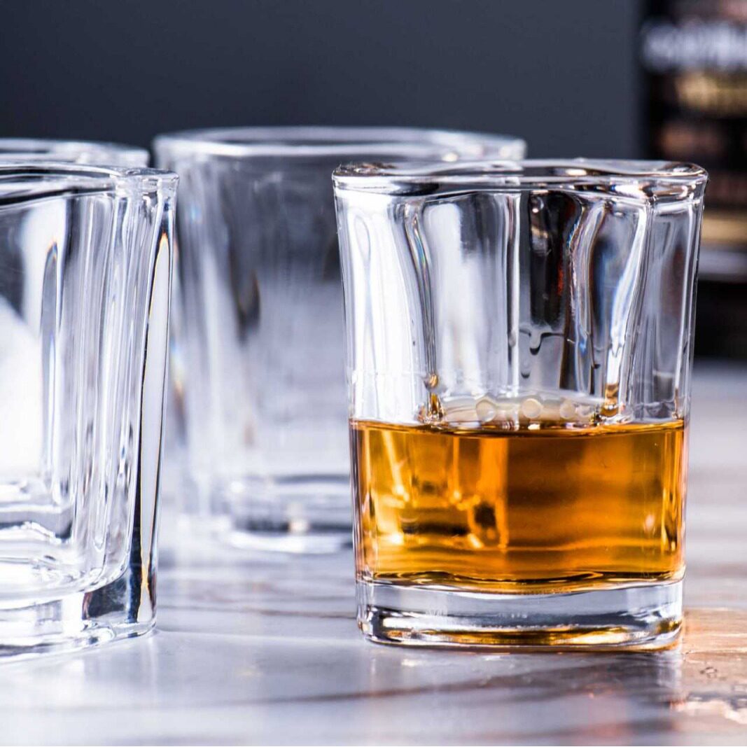 Thickened white wine and foreign wine container small spirits cup suit cup small wine cup transparent glass whisky bullet cup