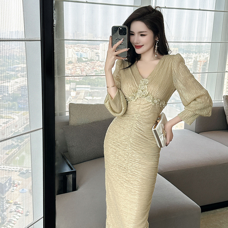 (Mới) Mã B0587 Giá 1390K: Váy Đầm Liền Thân Dự Tiệc Nữ Chtdng Dáng Ôm Body Gợi Cảm Sexy Hàng Mùa Xuân Thu Đông Họa Tiết Hoa Cổ Chữ V Thời Trang Nữ Chất Liệu G04 Sản Phẩm Mới, (Miễn Phí Vận Chuyển Toàn Quốc).