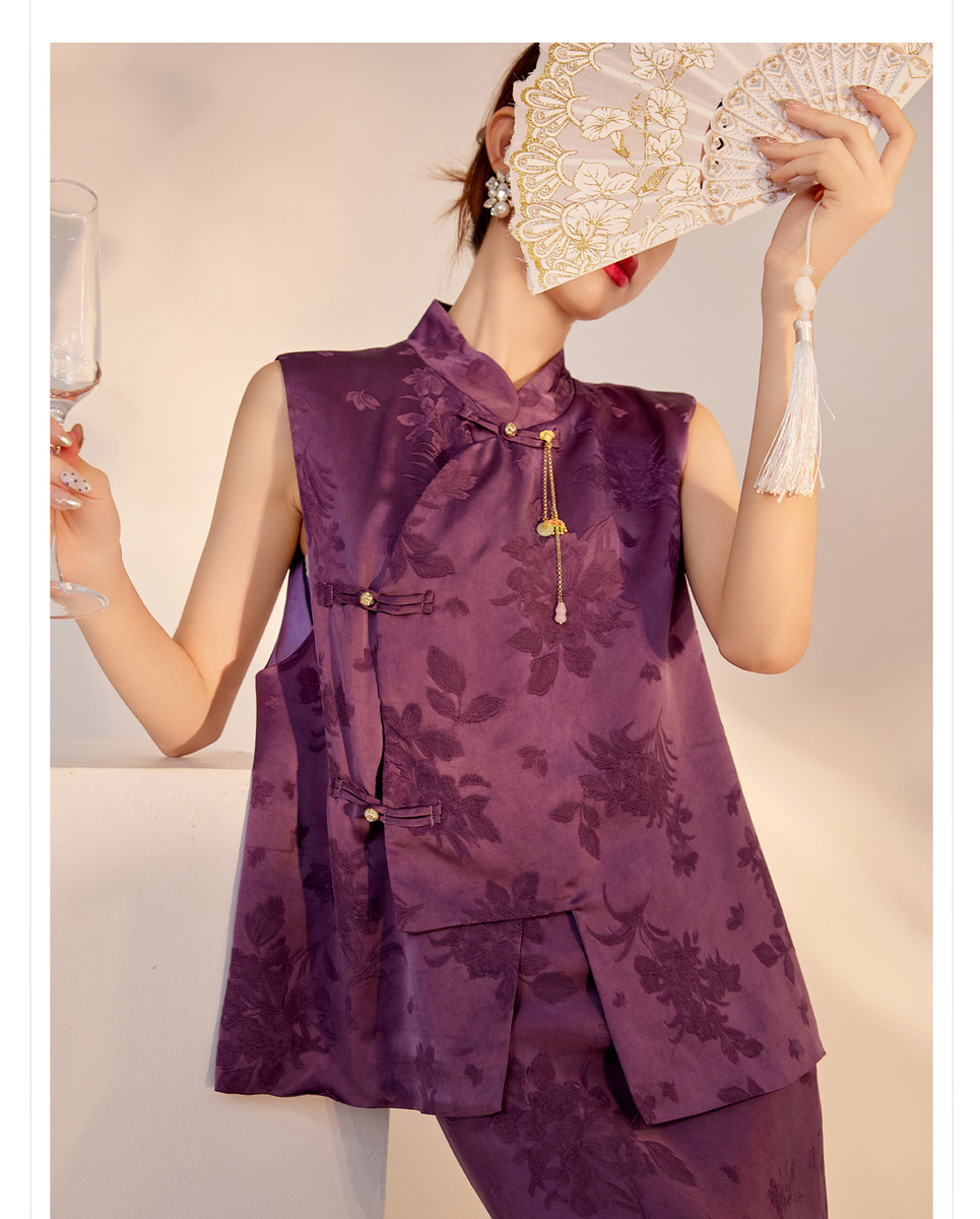 Set áo gilê và chân váy in hoa tím chất liệu sợi viscose — Áo gilê, Váy nửa