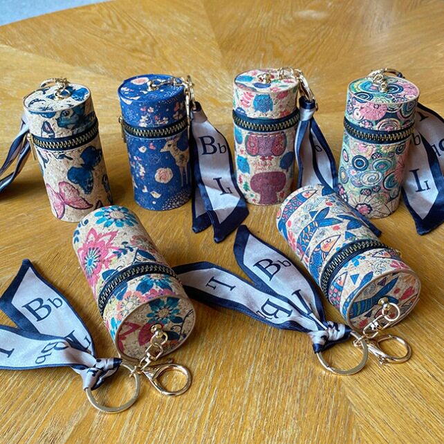 New European and American Retro Paper Wood Grain Bucket Mouth Red Envelope Fashion Cylindrical Headset Lipstick Key Coin Purse