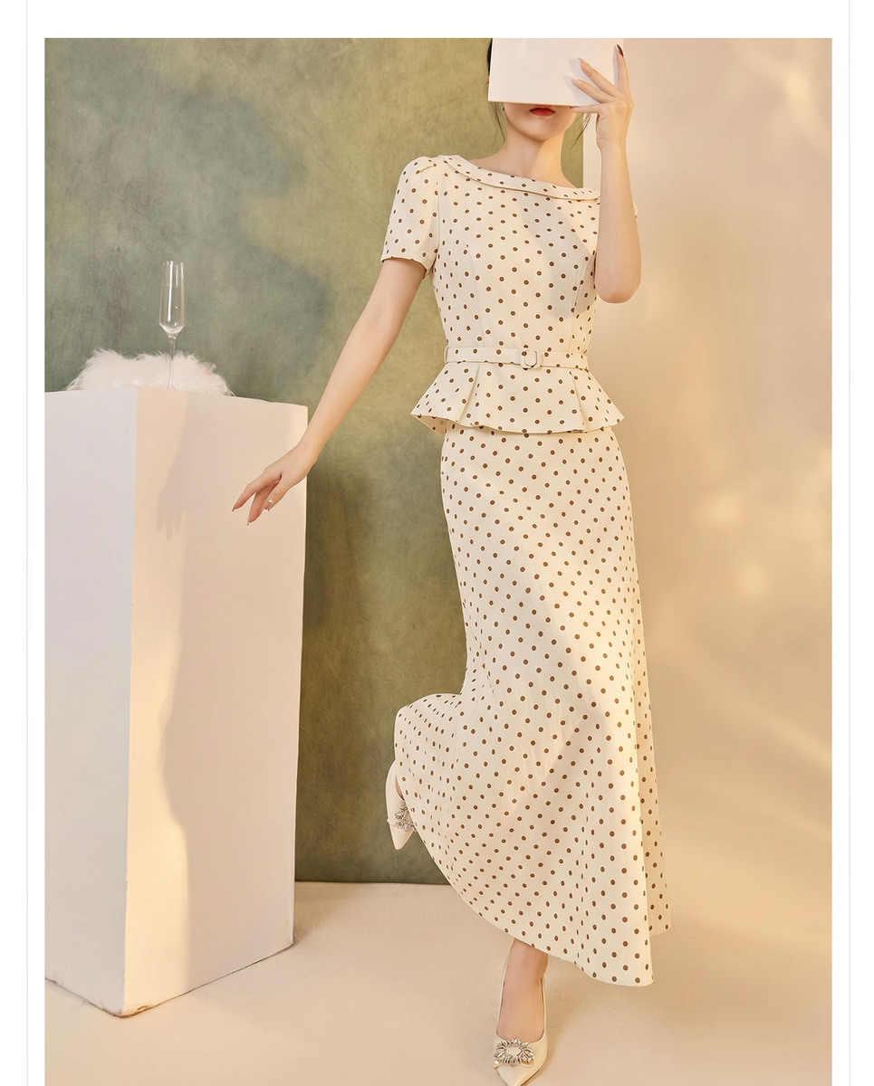 Bộ áo sơ mi tay lỡ và chân váy dài họa tiết chấm bi phong cách retro — Áo chấm bi (giao hàng trong 7 ngày), Áo chấm bi (giao hàng trong ngày), Chân váy chấm bi (giao hàng trong 7 ngày), Chân váy chấm bi (giao hàng trong ngày)