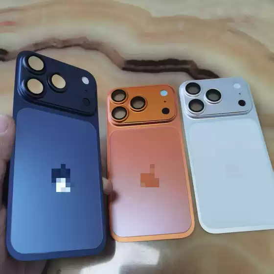 Instantly Transform into a 17-Inch Phone with the Back Film Suitable for iPhone 17 Pro Max Phone Case, Aluminum Alloy Metal Frame with Lens Film 16