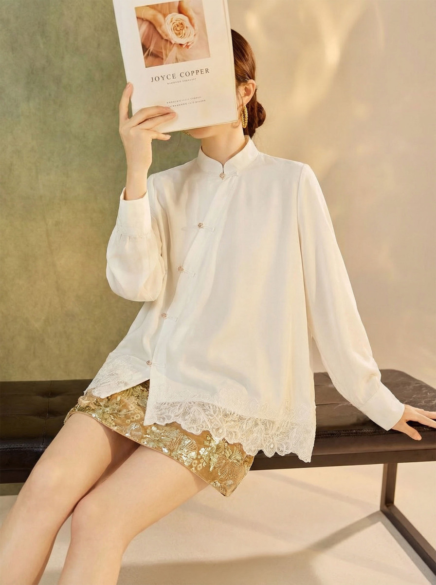 Áo sơ mi nữ trắng dài tay cổ đứng phối ren thanh lịch — Màu trắng