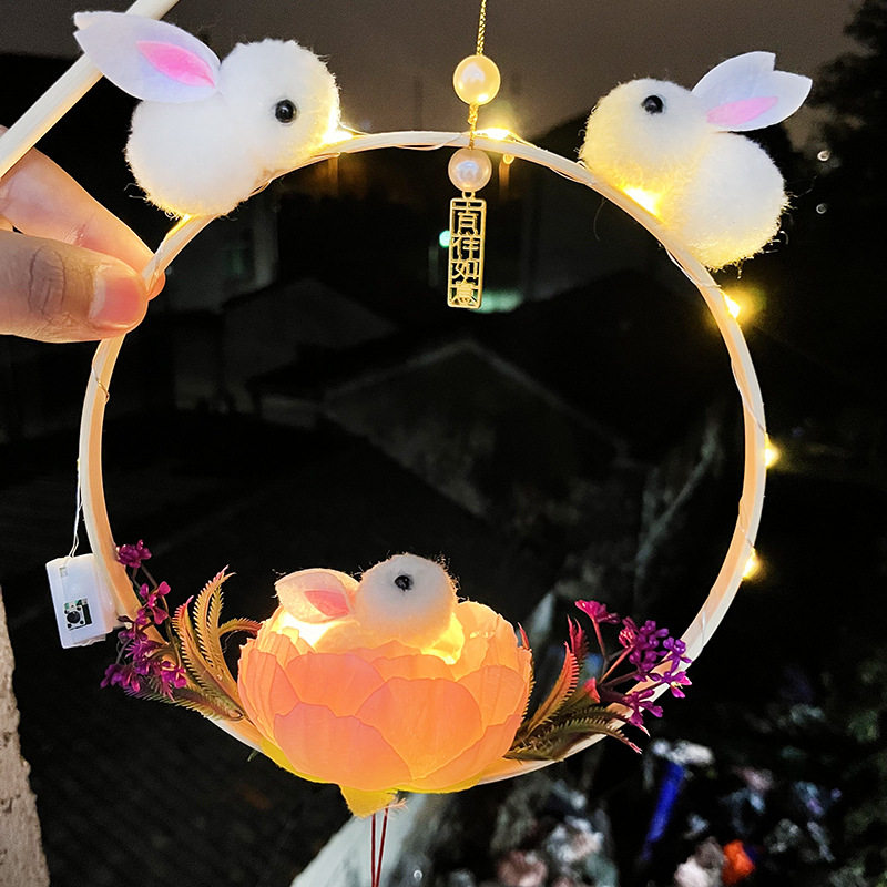 Finished luminous portable rabbit lantern jade rabbit lantern cartoon crystal ball palace lantern yuanxiao mid-autumn festival lantern wholesale