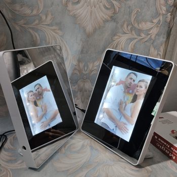 Creative New Square magic mirror LED lamp photo frame mirror table lamp photo frame 7 inch children's wedding dress table export quality