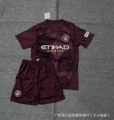 2425 manchester city second guest
