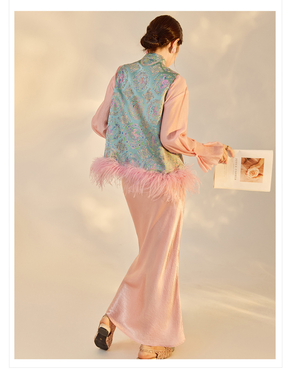 Áo gile nữ dáng vest chất liệu vải jacquard satin, có thể tháo lông — màu xanh