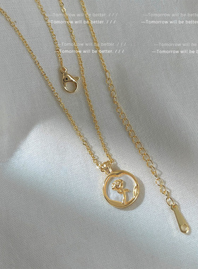 独美。法式复古浮雕玫瑰花项链女轻奢气质贝壳锁骨链时尚百搭颈链