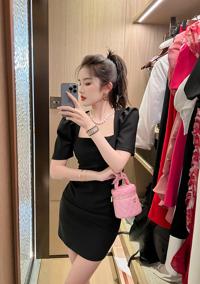 Đầm ôm body nữ cổ vuông tay ngắn, thiết kế fitted ôm eo, nhấn hông — [Trắng], [Đen] chi tiết 26