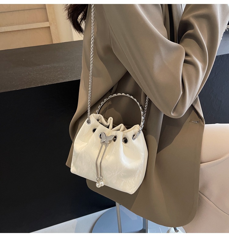 O1CN01FmywdI1yV4Gg38lXx !!2212088006583 0 cib