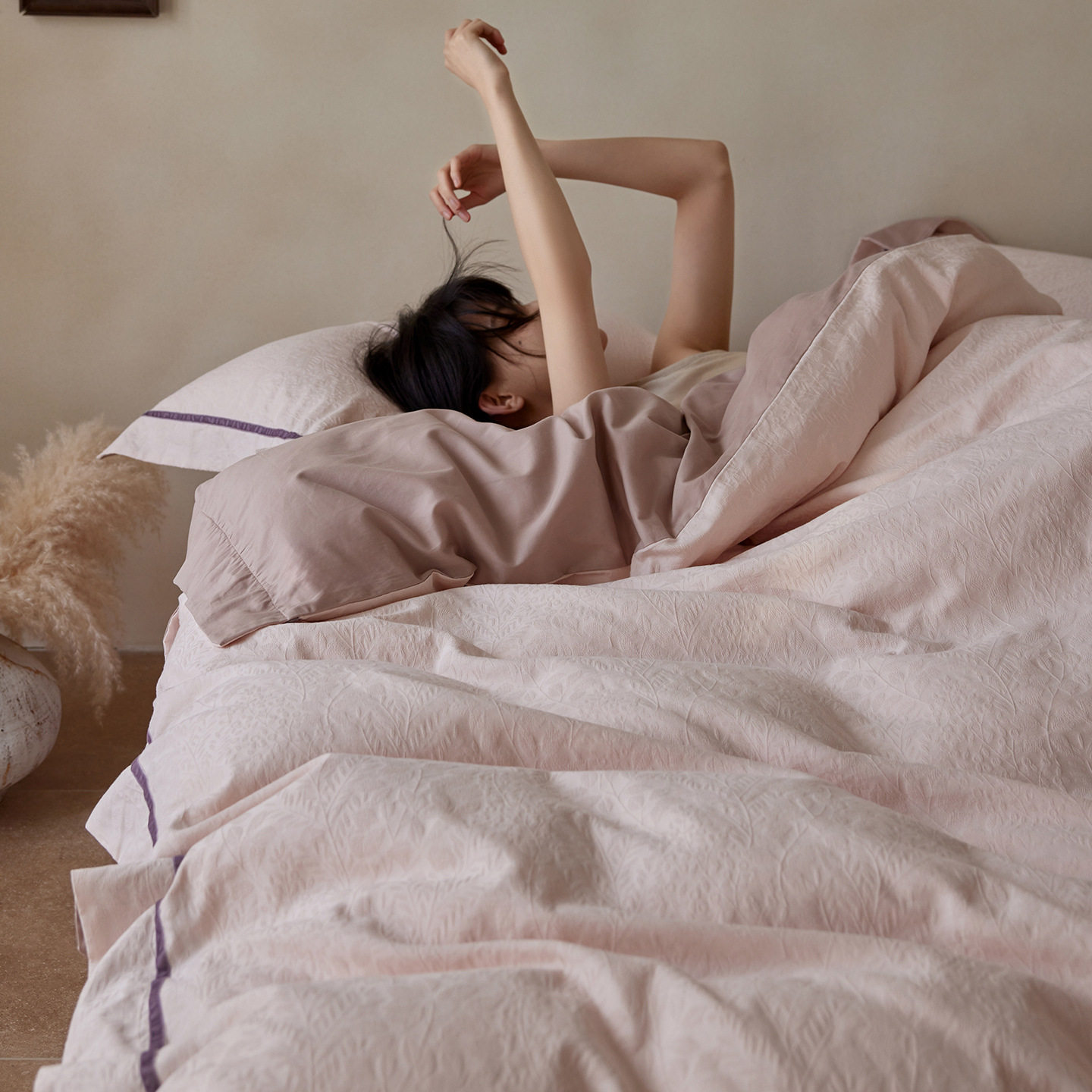 Autumn and Winter Thickened All-Cotton Brushed Four-Piece Set 100S High-Count Simple and High-End Jacquard Pure Cotton Duvet Cover and Bed Sheet