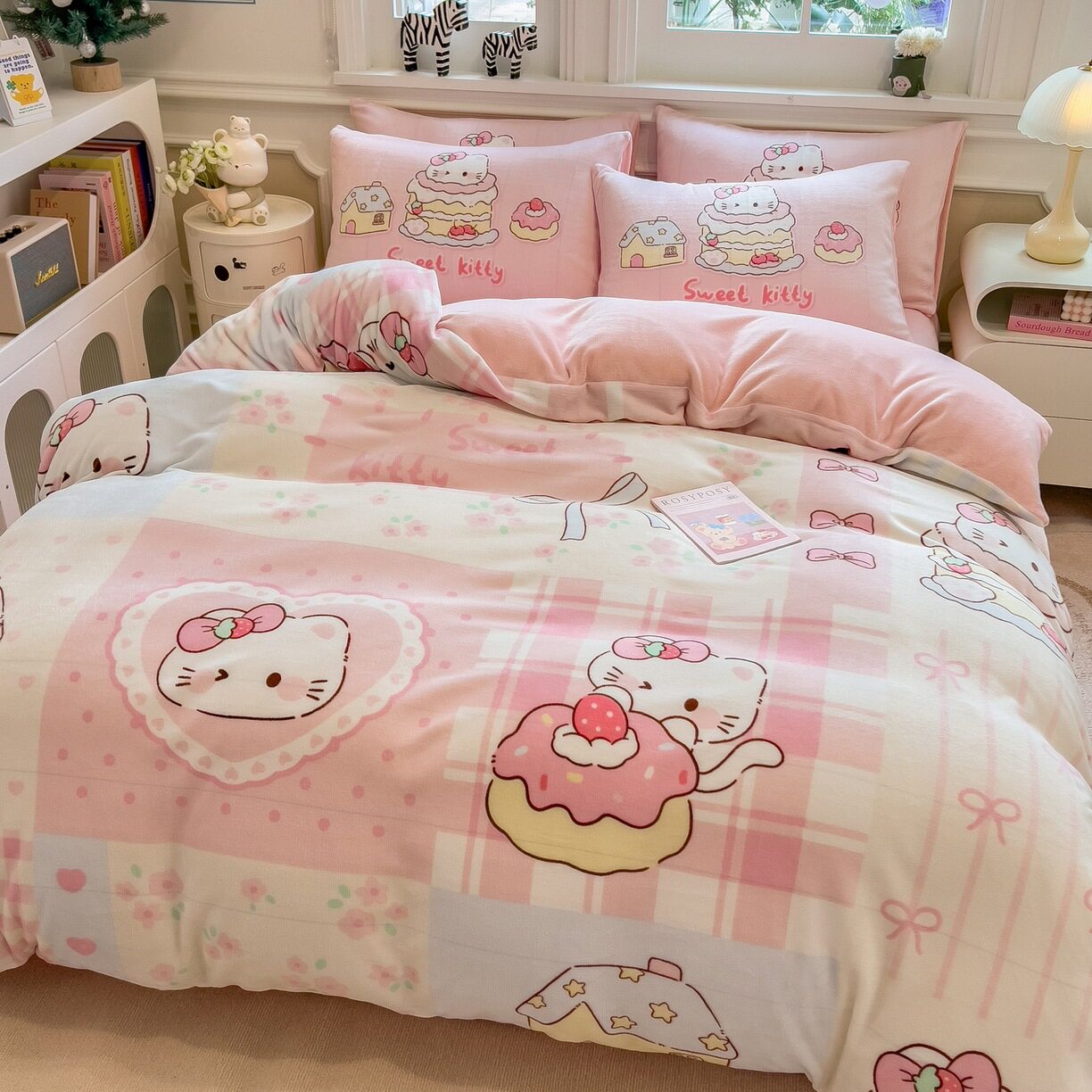 Class a Milk Velvet Large Version Cartoon Four-Piece Winter Thickeneded Coral Velvet Quilt Cover Bed Sheets Student Warm Three-Piece Set