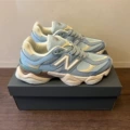 9060 blue and white