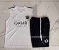 2627 vest bar l white