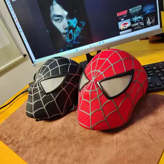 [Handmade] the First Generation Spider-Man Mask, Handmade by Toby Maguire, the Silk Strips Will Never Fall Off